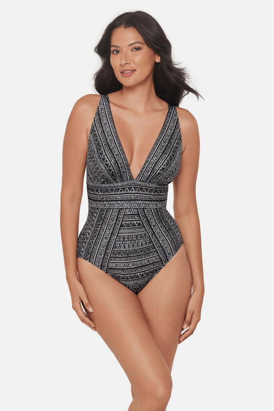 Odyssey One Piece in Elysium Black/White | Miraclesuit