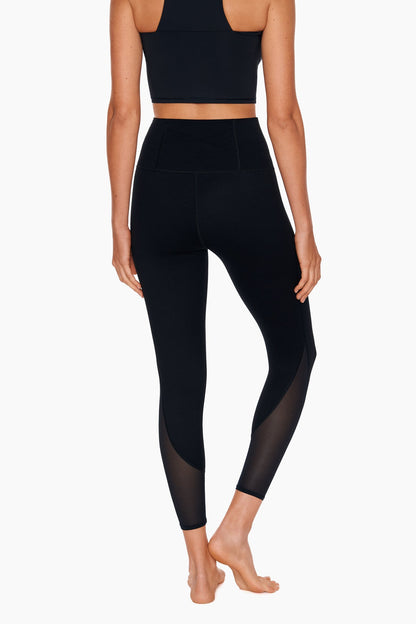 Performance Mesh Cut Up Leggings Black | Miraclesuit