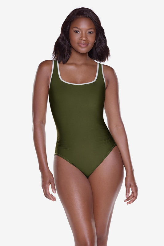 Gem One Piece in Jungle Jungle | Miraclesuit
